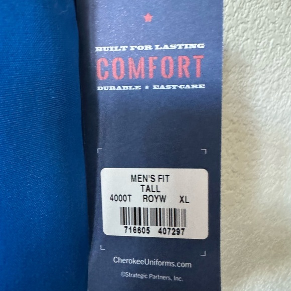 Men’s Scrubs - Picture 4 of 7